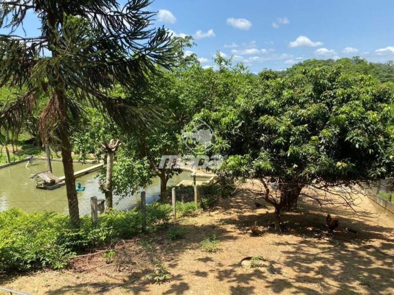 Casa à venda no Estrada das Areias:
