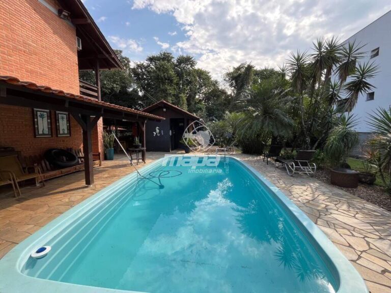 Casa à venda no Quintino :