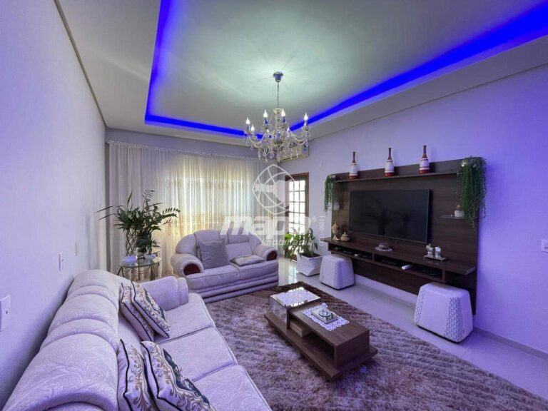 Prédio à venda no Carijós: Sala apartamento 02