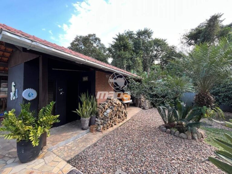 Casa à venda no Quintino :