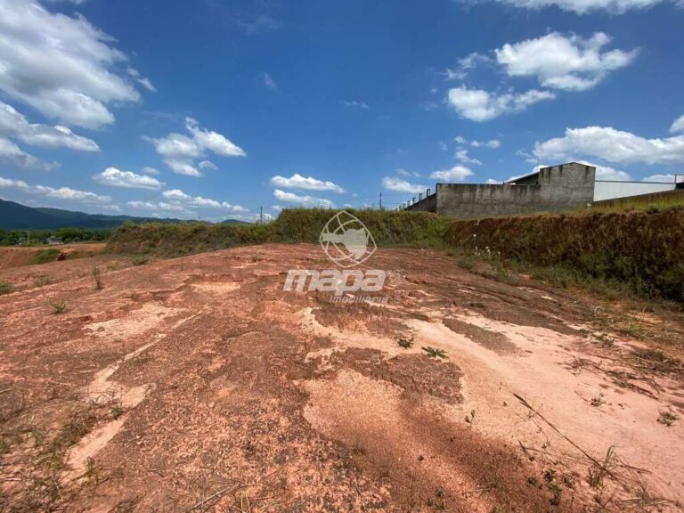 Terreno Urbano à venda no Divineia: