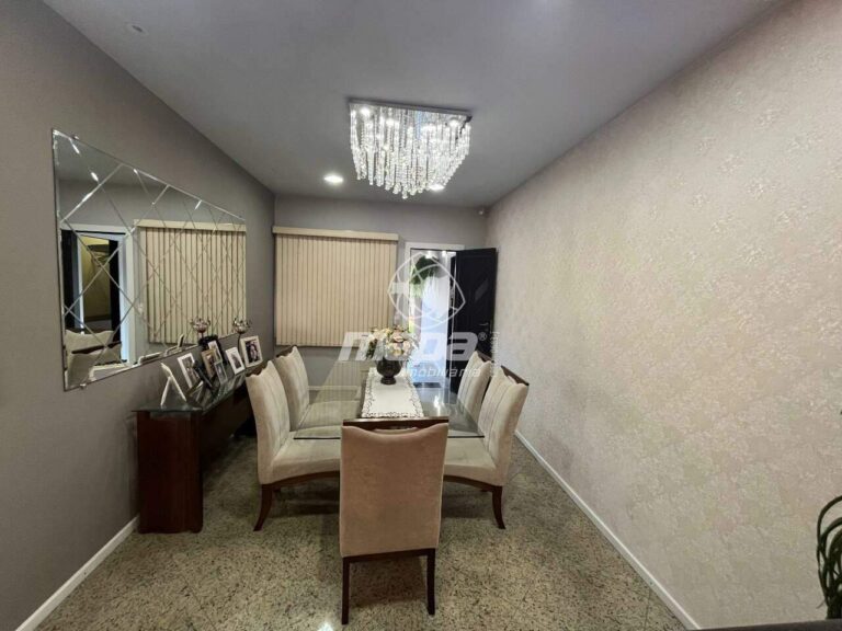 Casa à venda no Carijós: