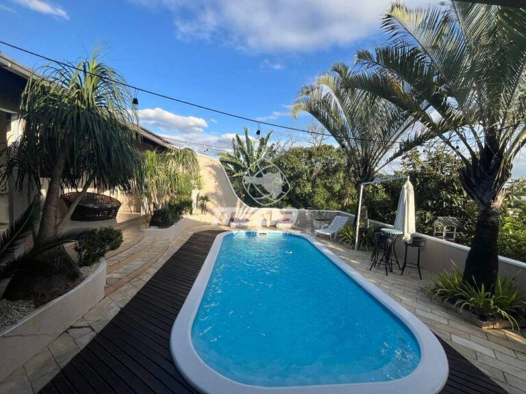 Casa à venda no Carijós: