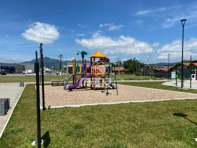 Terreno Urbano à venda no Carijós: