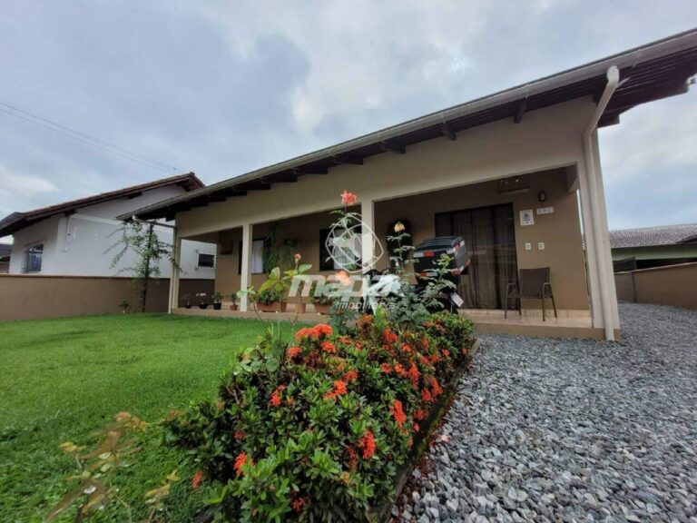 Casa à venda no Padre Martinho Stein: