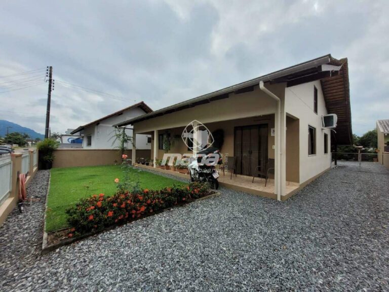 Casa à venda no Padre Martinho Stein:
