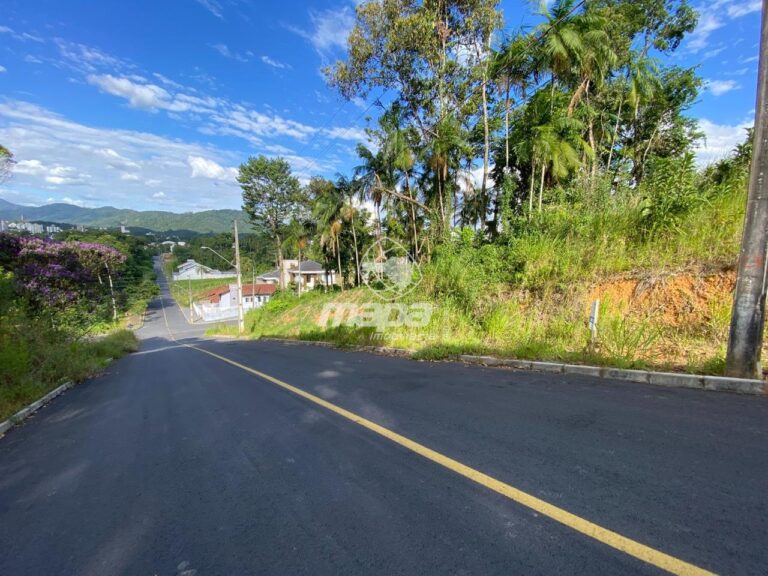 Terreno Urbano à venda no Estados: