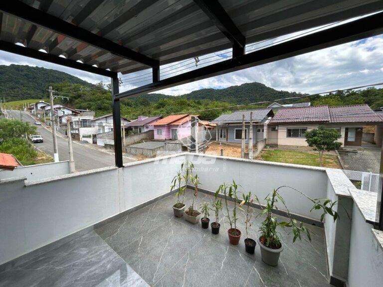 Casa à venda no Estrada das Areias: