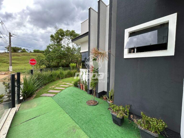 Casa à venda no Estrada das Areias: