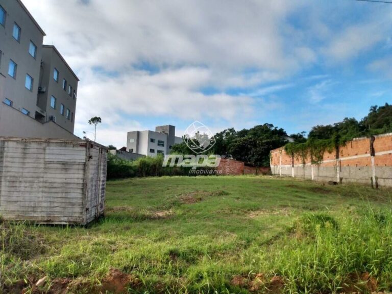Terreno Urbano à venda no Estados: