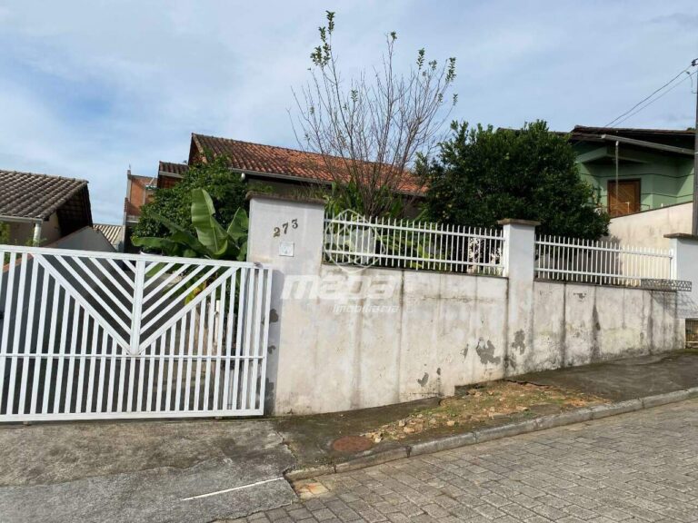 Casa à venda no Ribeirão das Pedras: