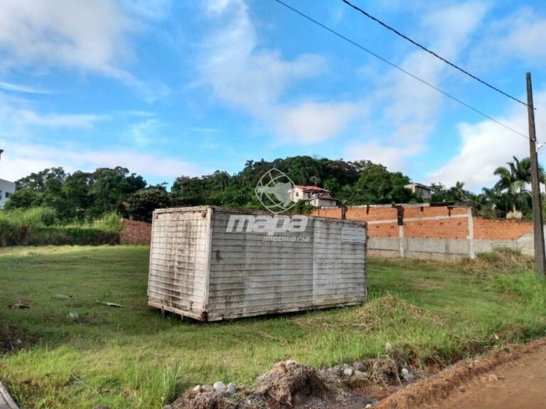 Terreno Urbano à venda no Estados: