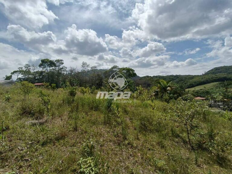 Terreno Urbano à venda no Pomeranos: