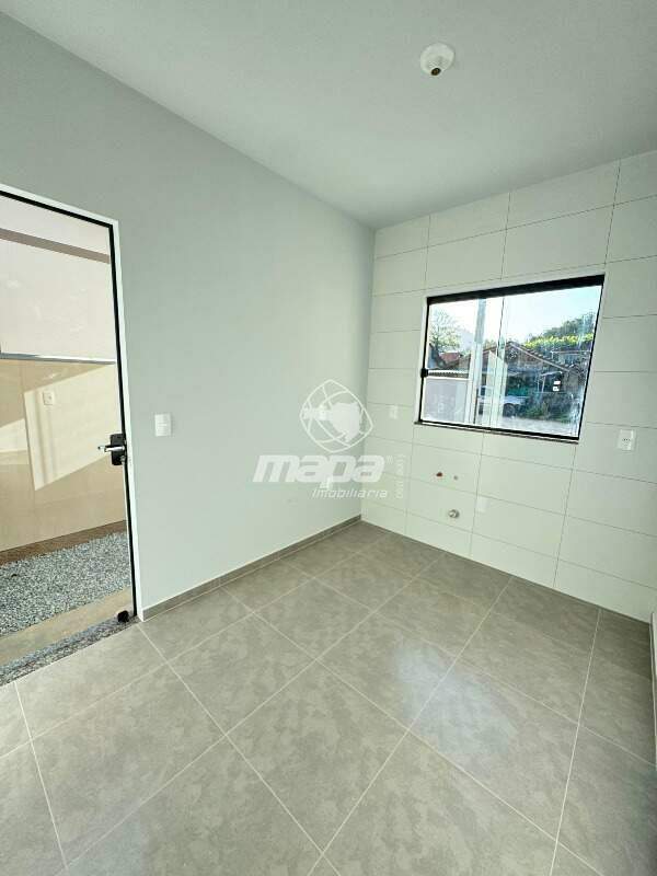 Casa à venda no Araponguinhas: