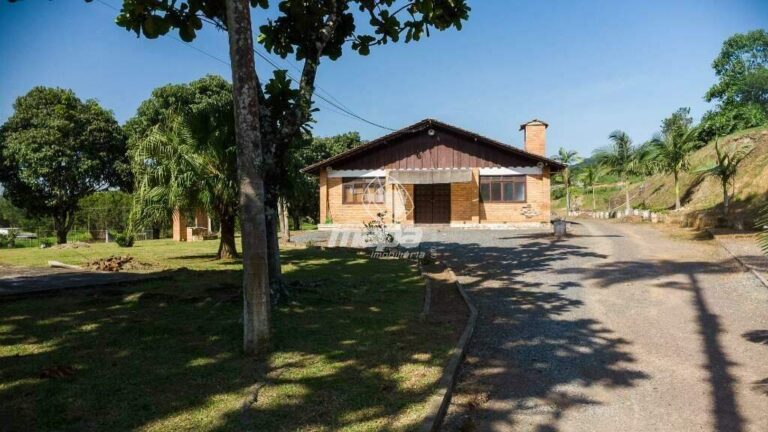 Terreno Urbano à venda no Encano: