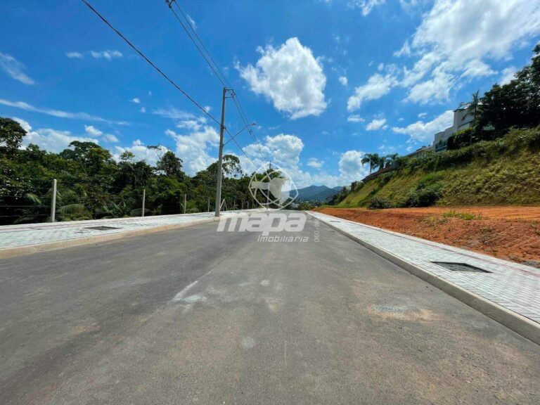 Terreno Urbano à venda no Imigrantes: