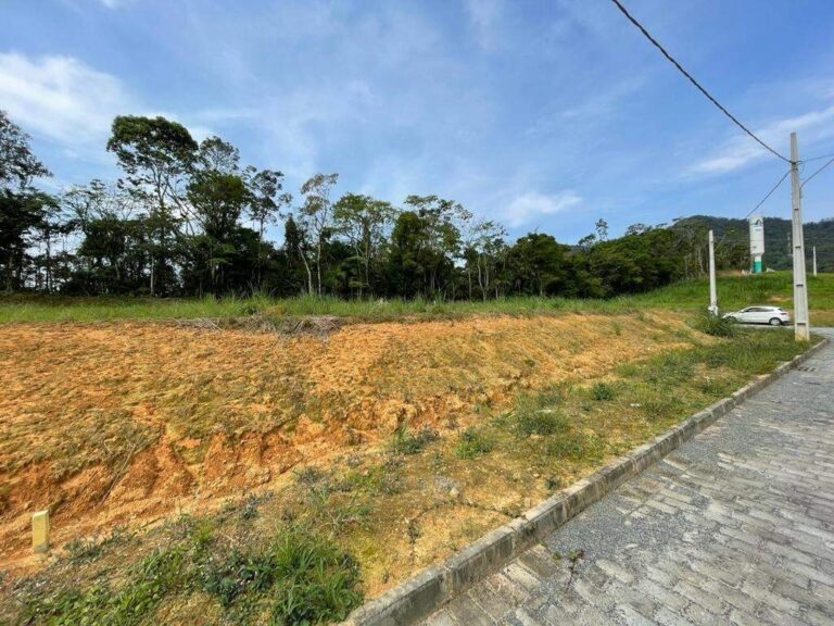 Terreno Urbano à venda no Rodeio 12: