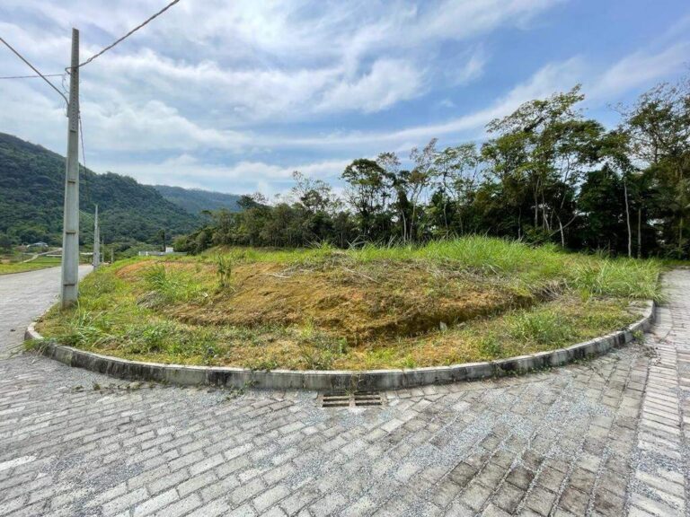 Terreno Urbano à venda no Rodeio 12: