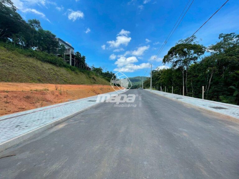 Terreno Urbano à venda no Imigrantes: