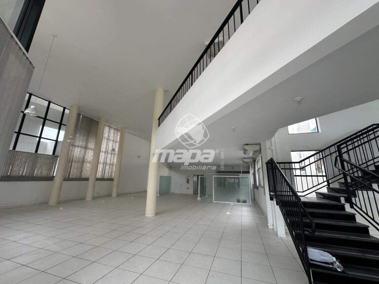 Sala Comercial para aluguel no Centro: Sala Comercial Térreo