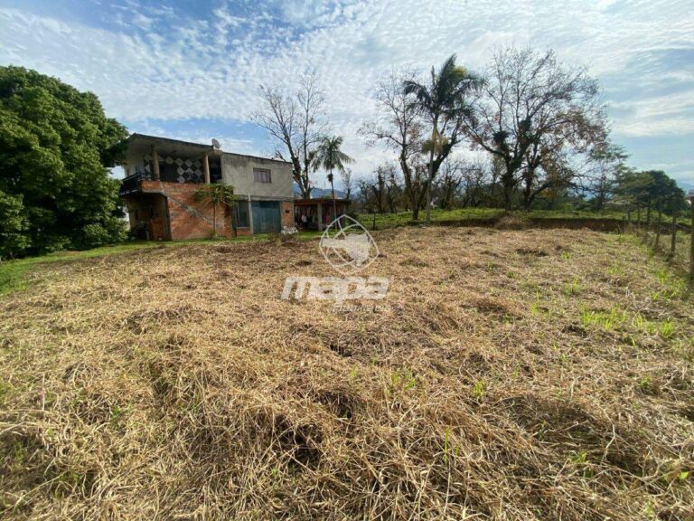 Terreno Urbano à venda no Capitais :