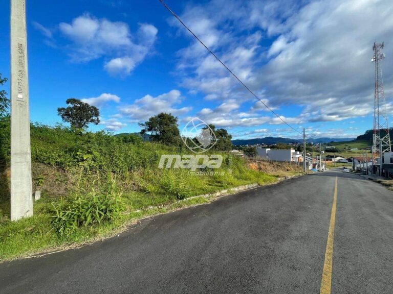 Terreno Urbano à venda no Estrada das Areias: