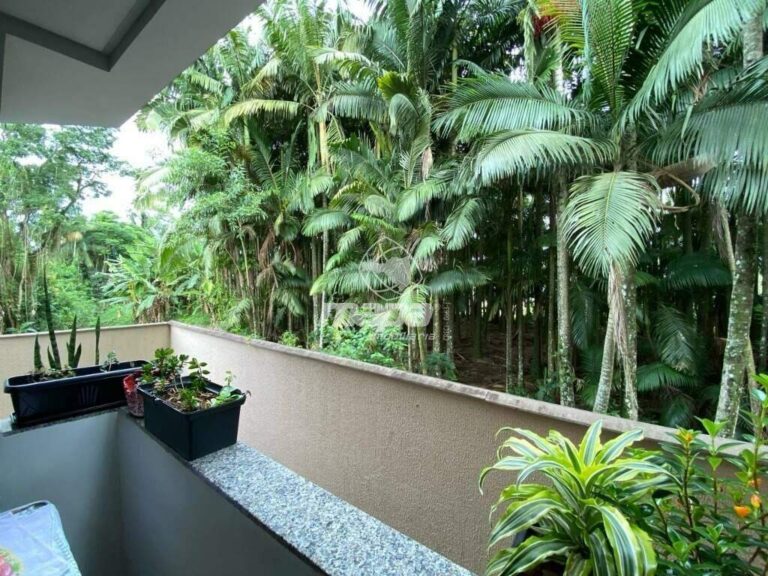 Apartamento à venda no Capitais :