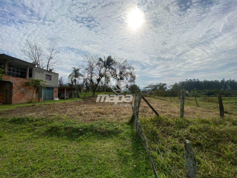 Terreno Urbano à venda no Capitais :