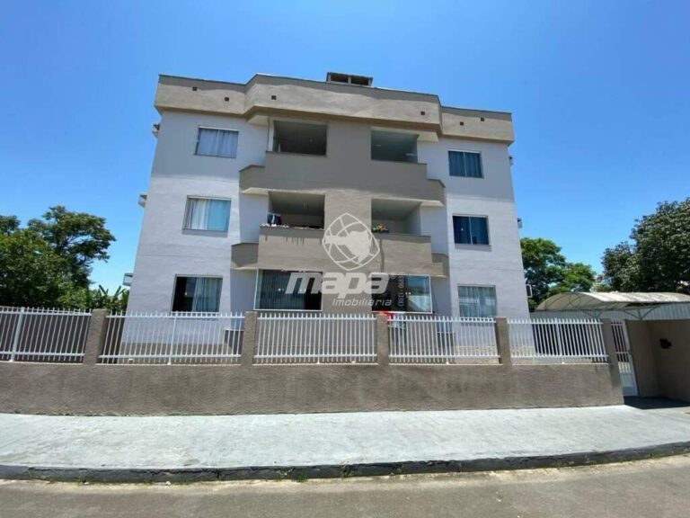 Apartamento à venda no Capitais :