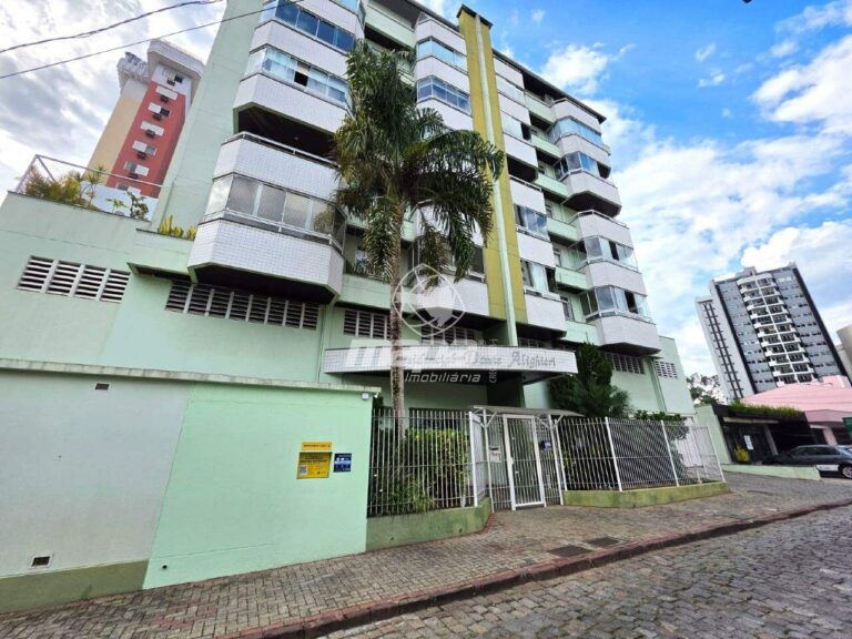 Apartamento à venda no Ponta Aguda: