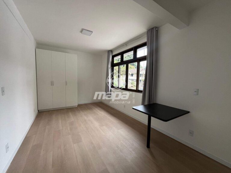 Apartamento para aluguel no Victor Konder: Sala / Quarto