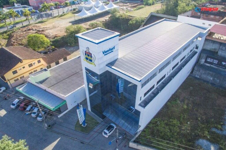 Sala Comercial para aluguel no Centro: Imagem Aérea