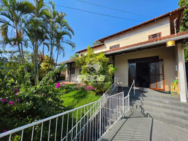 Casa à venda no Velha Central: