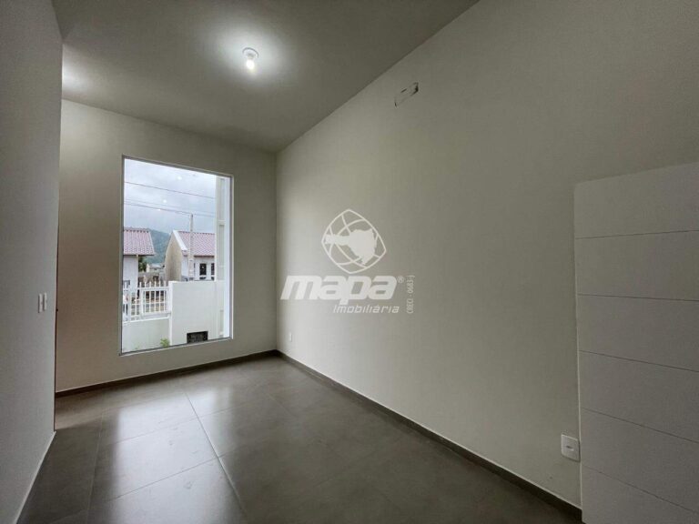Casa para aluguel no Estrada das Areias: Verso Sala