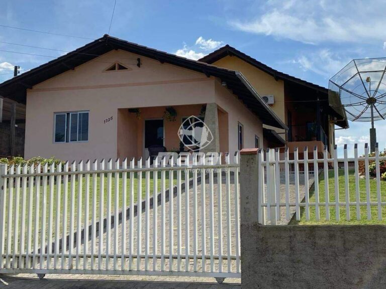 Casa à venda no Carijós: