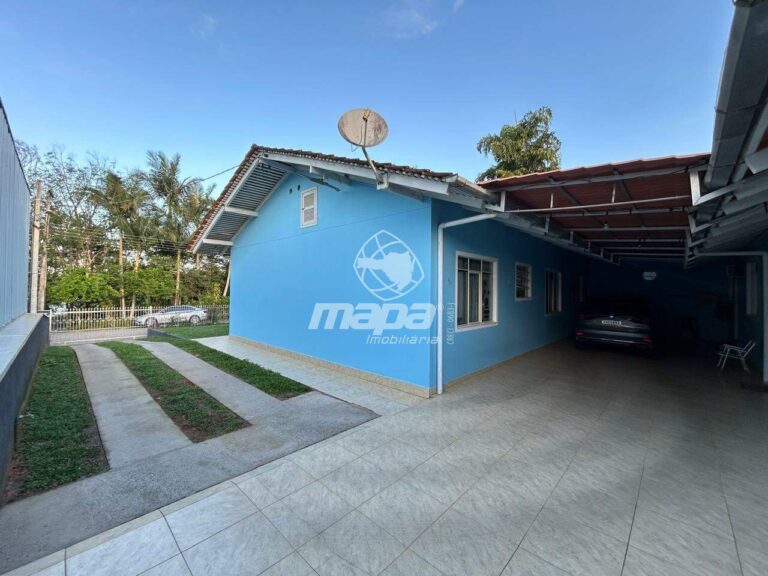 Casa à venda no Carijós: