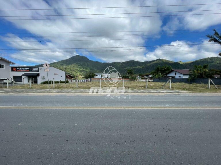 Terreno Urbano à venda no Estradinha: