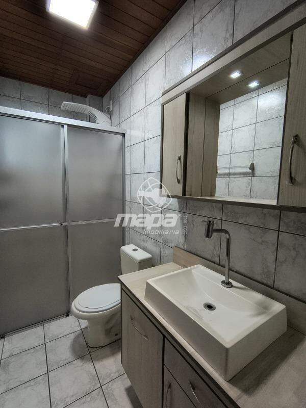 Apartamento para aluguel no Centro : Banheiro suíte