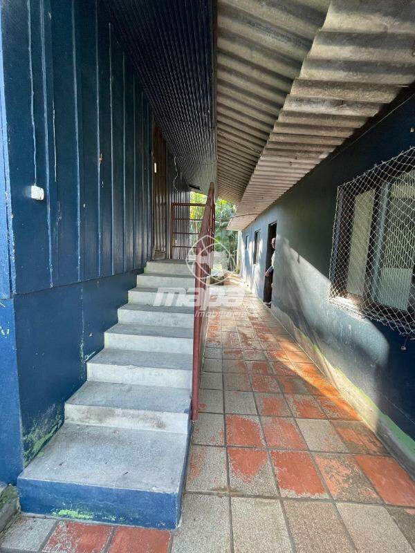 Casa para aluguel no Polaquia : Varanda Área Fundos