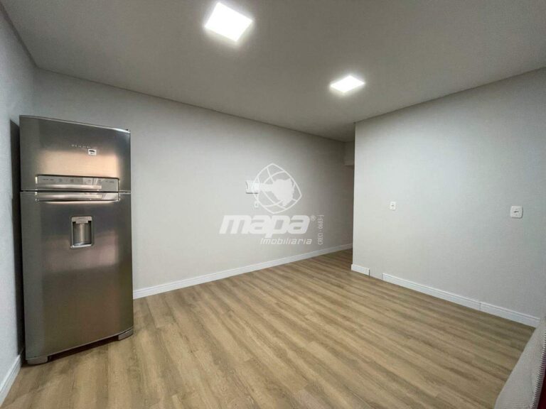 Kitnet para aluguel no Carijós: Sala