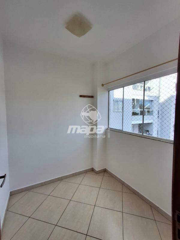 Apartamento para aluguel no Capitais : Despensa