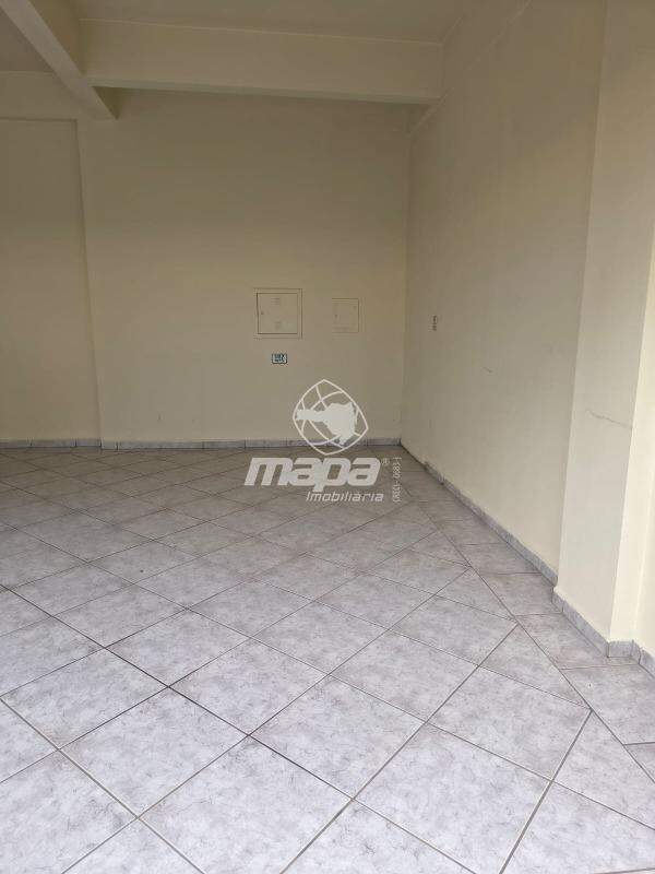 Apartamento para aluguel no Quintino : Vaga de garagem