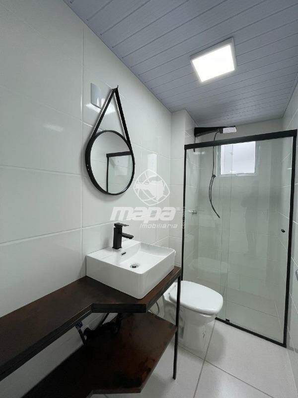 Apartamento para aluguel no Warnow: Banheiro social