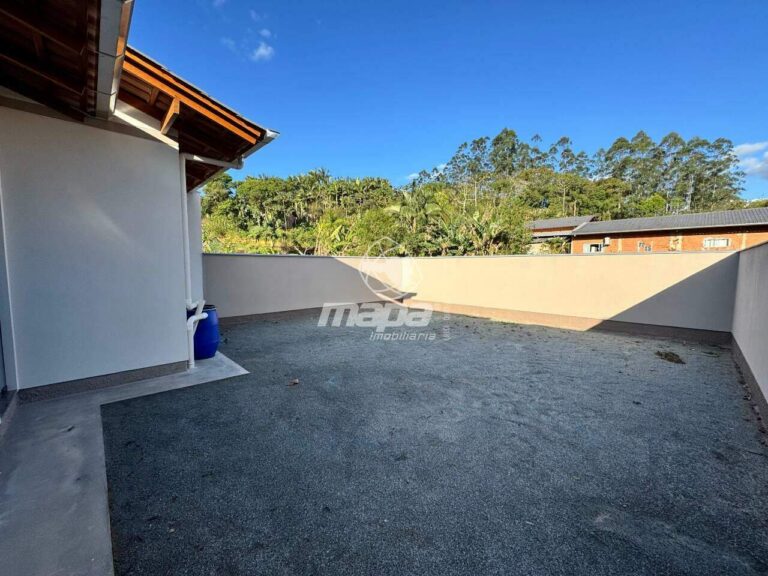 Casa à venda no Araponguinhas: