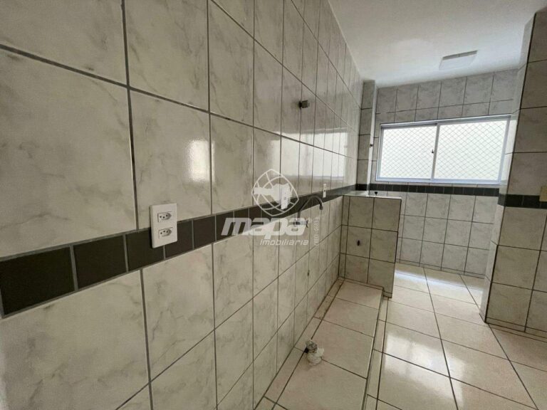 Apartamento para aluguel no Victor Konder: Cozinha e Área de serviço