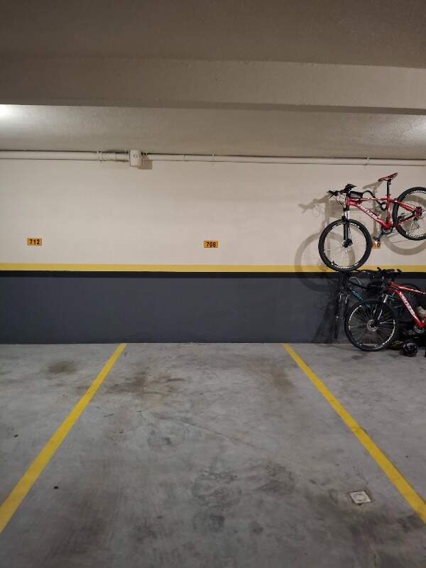 Apartamento para aluguel no Velha: Garagem