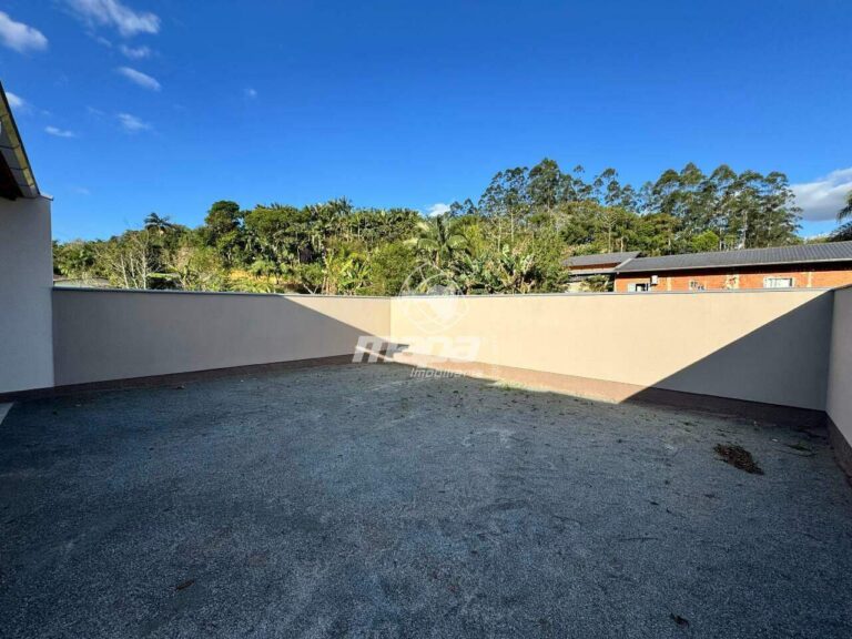 Casa à venda no Araponguinhas: