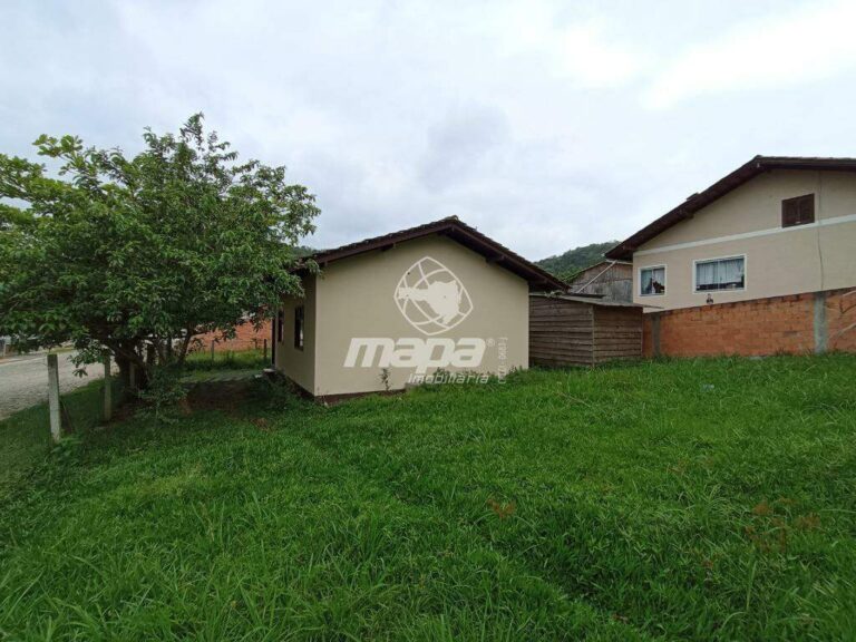 Casa à venda no Estrada das Areias: