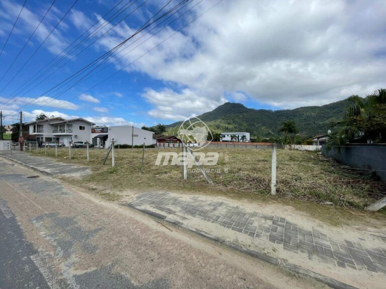 Terreno Urbano à venda no Estradinha: