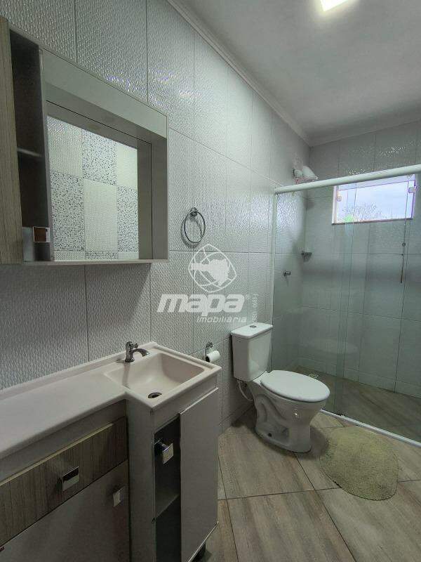 Apartamento para aluguel no Estados: Banheiro social
